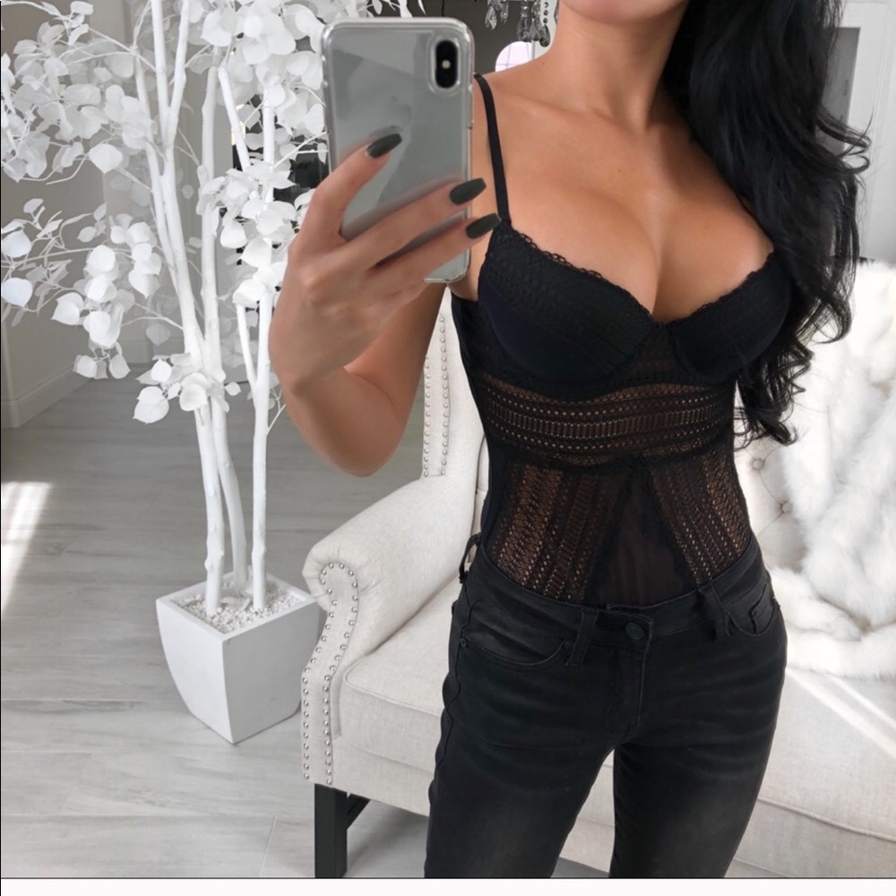 Reposh EkAttire Black Lace Bodysuit